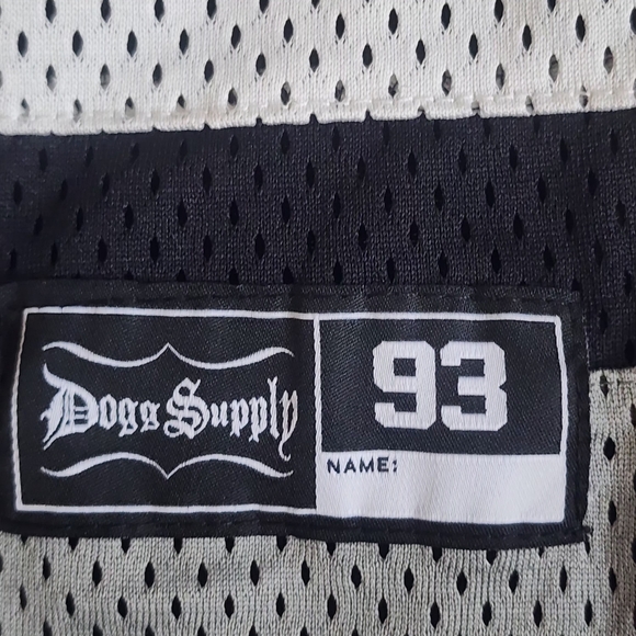 🔥Rare Misprint Dogg Supply by Snoop Dogg Jersey - Upside Down 93- Black/Gray 🔥 - Picture 4 of 16